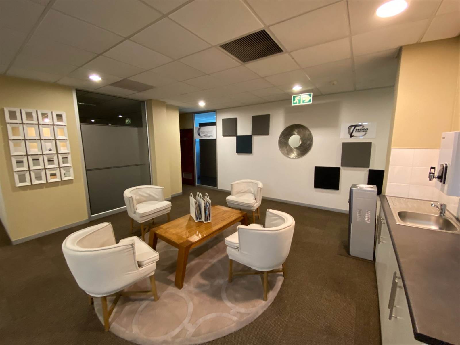 57  m² Office Space in Menlyn photo number 7