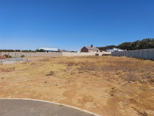 832 m² Land available in Darling