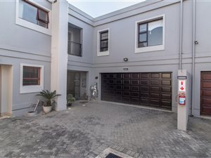 House in Bedfordview