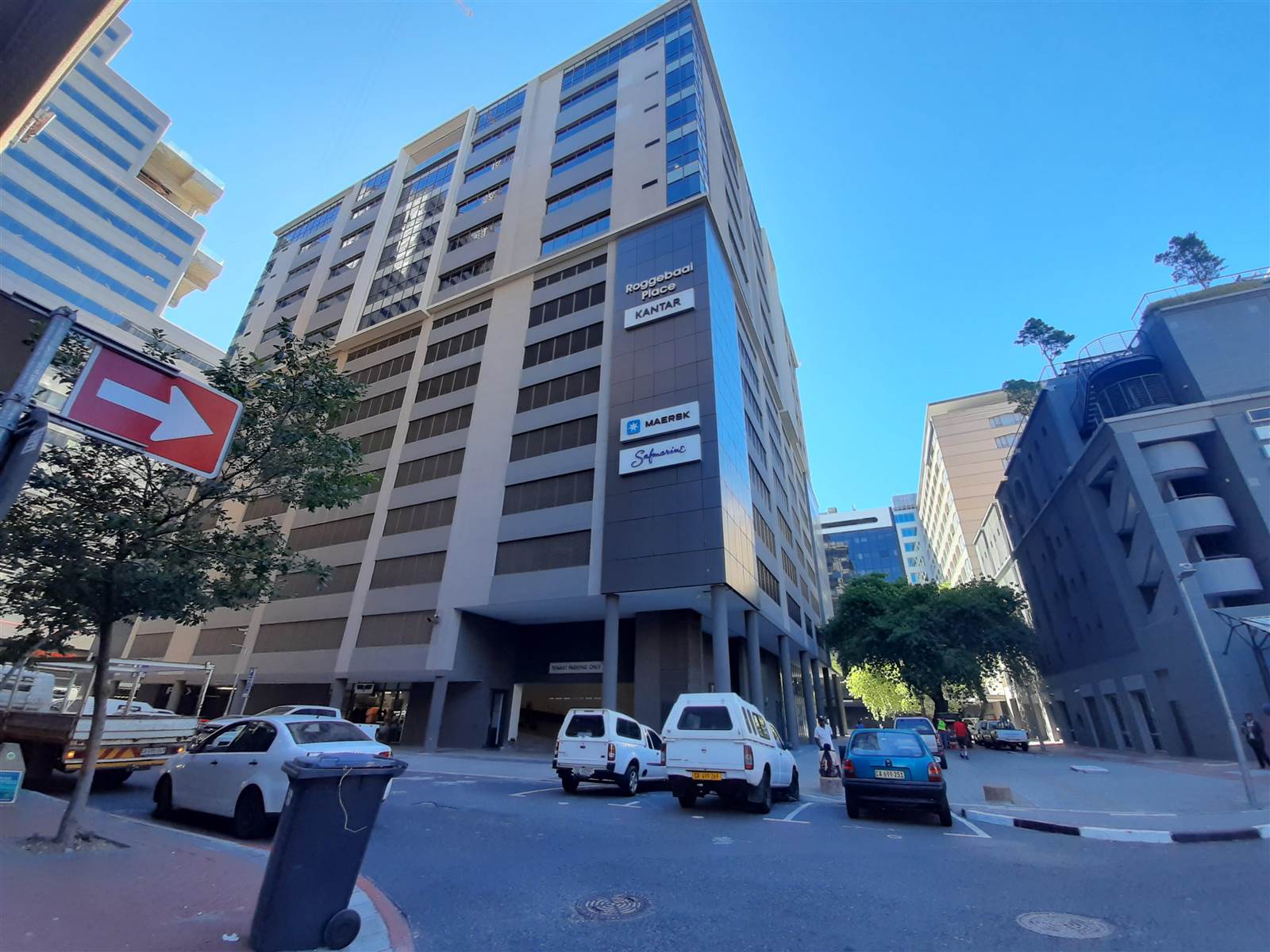 1042  m² Commercial space in Cape Town City Centre photo number 2