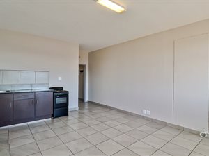 Bachelor apartment in Johannesburg Central