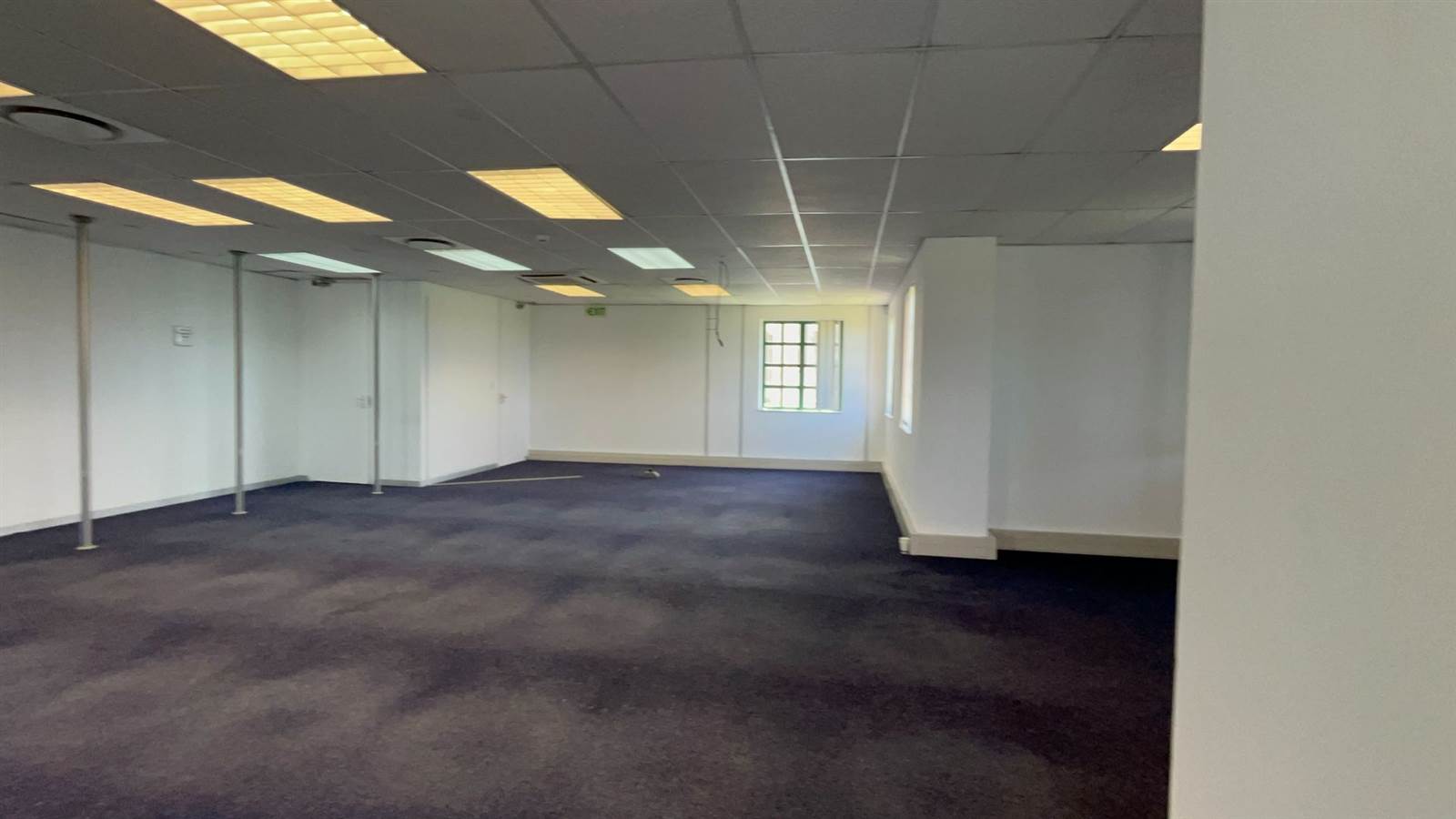 3633  m² Office Space in Claremont photo number 26