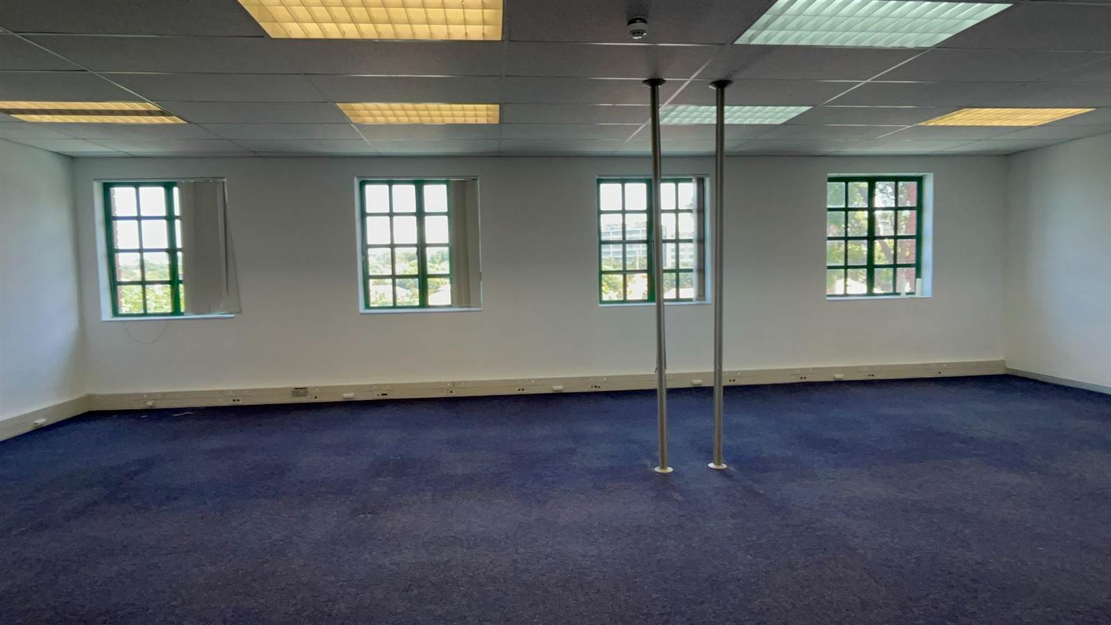 3633  m² Office Space in Claremont photo number 18