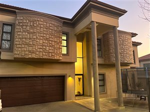 4 Bed House in Mantevrede