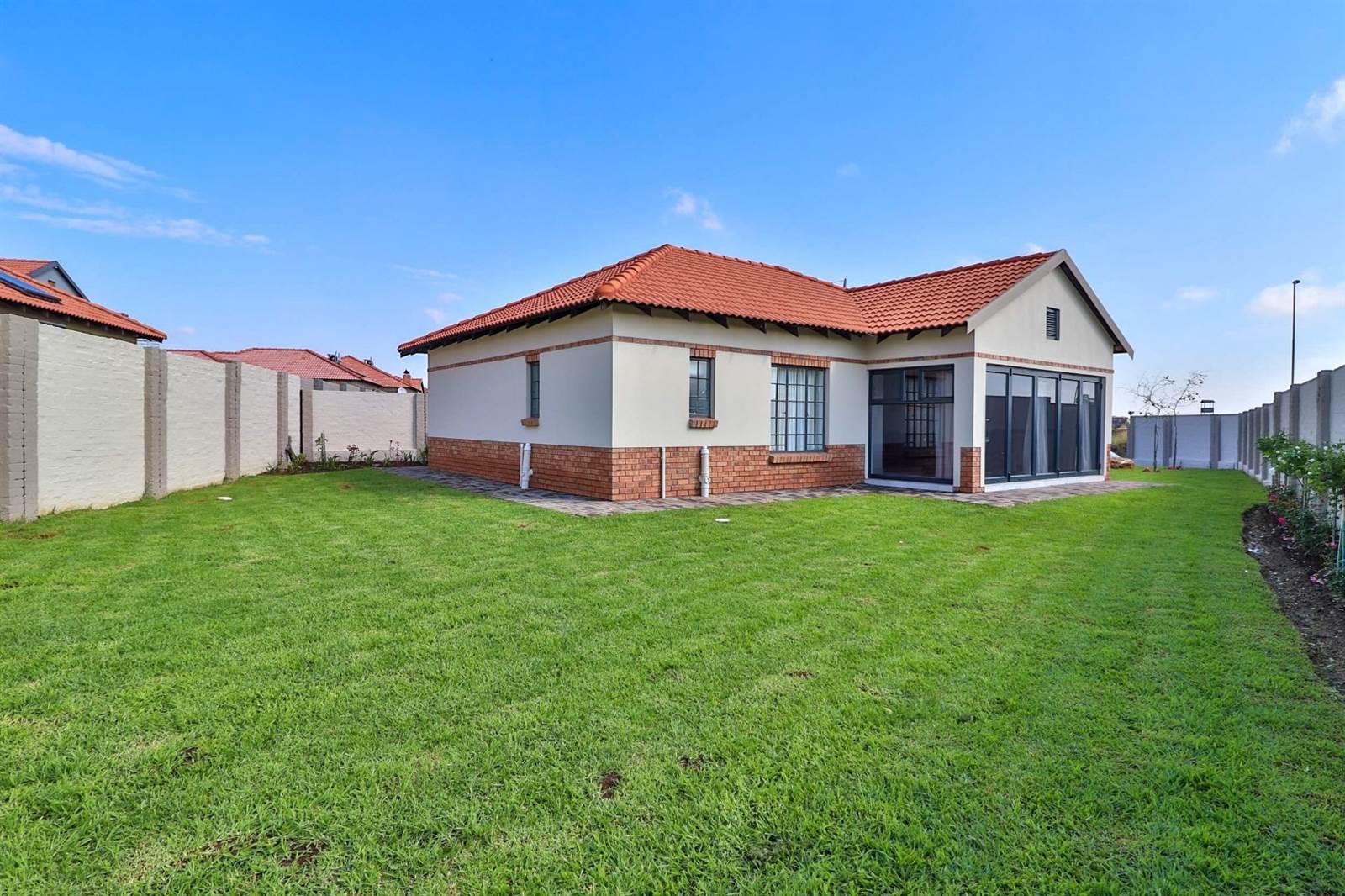 3 Bed House for sale in Waterkloof East T4837042 Private Property