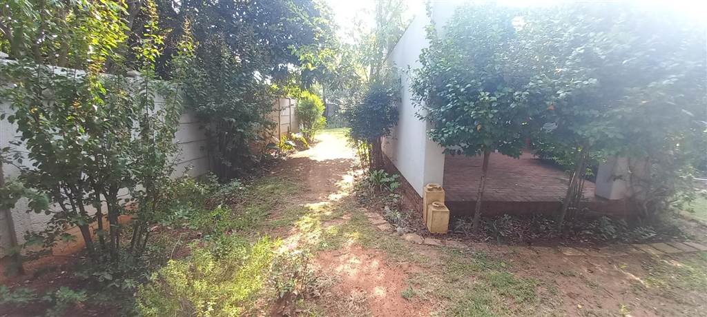 2 Bed Townhouse in Meyerton Central photo number 4