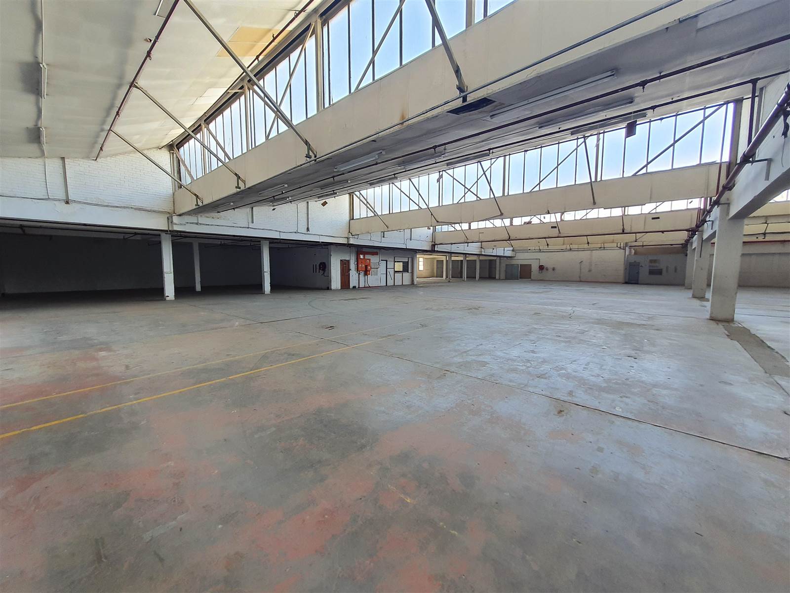 3612  m² Industrial space in Benrose photo number 2