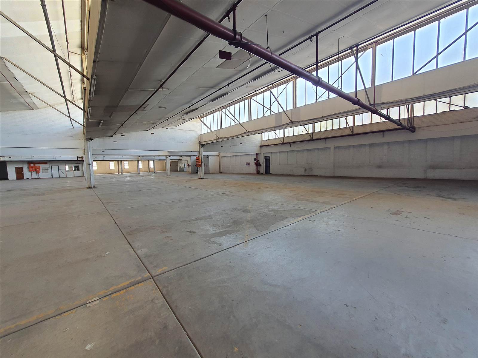3612  m² Industrial space in Benrose photo number 1