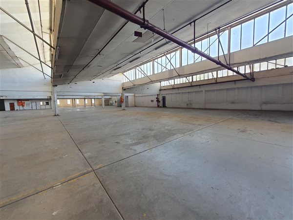 3 612  m² Industrial space