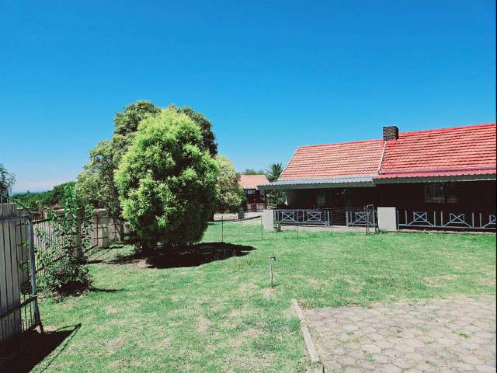 3 Bed House in Ladysmith Central photo number 3