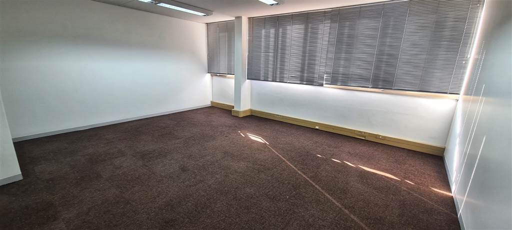 39  m² Office Space in Waverley photo number 4