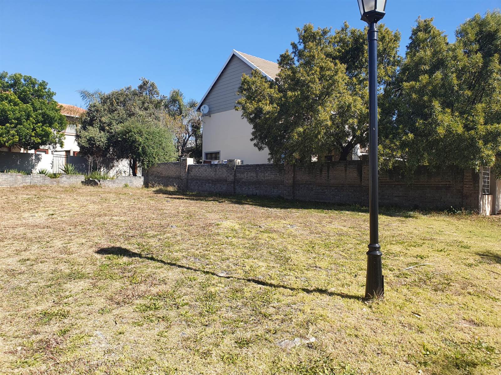 530 m² Land available in Greenstone Hill photo number 10