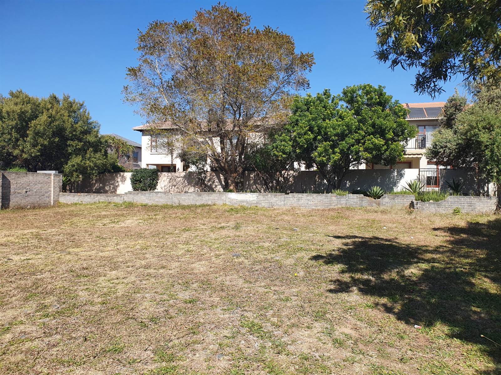 530 m² Land available in Greenstone Hill photo number 11