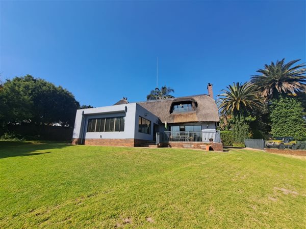 6 Bed House in Bedfordview
