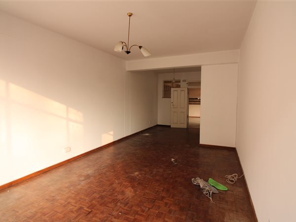 1 Bedroom Flat 1 Bedroom Flat