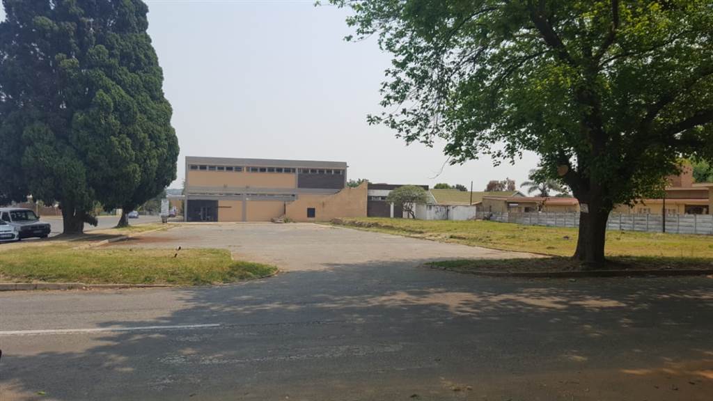 2908  m² Commercial space in Kempton Park Central photo number 3