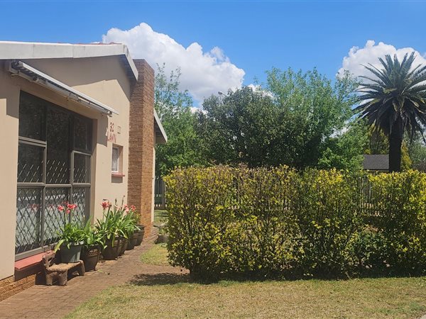 4 Bed House in Arcon Park