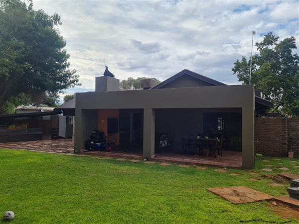 4 Bed House in Kathu
