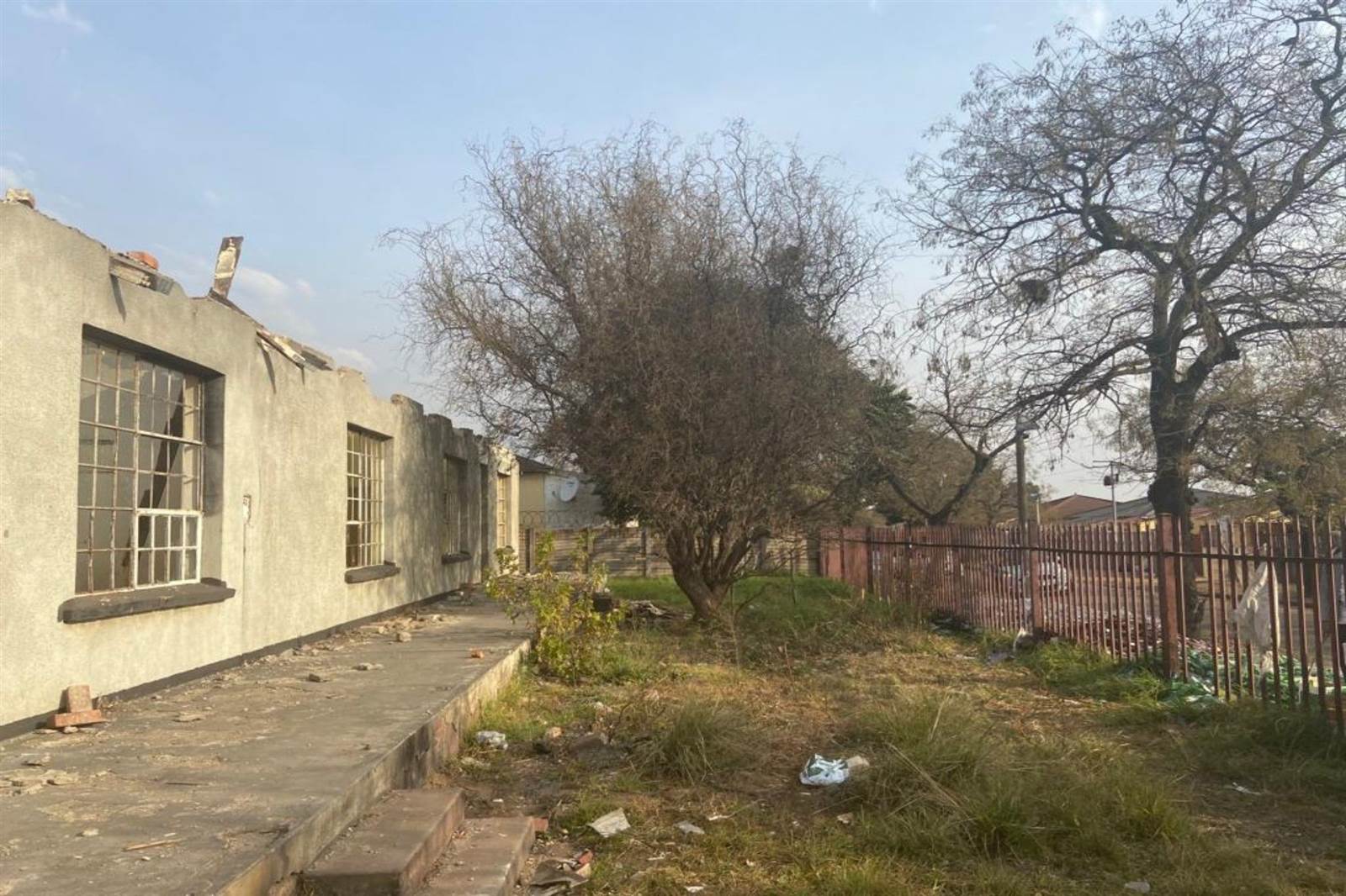 637 m² Land available in Witbank Central photo number 6