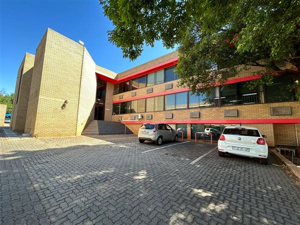 20  m² Commercial space in Fairland