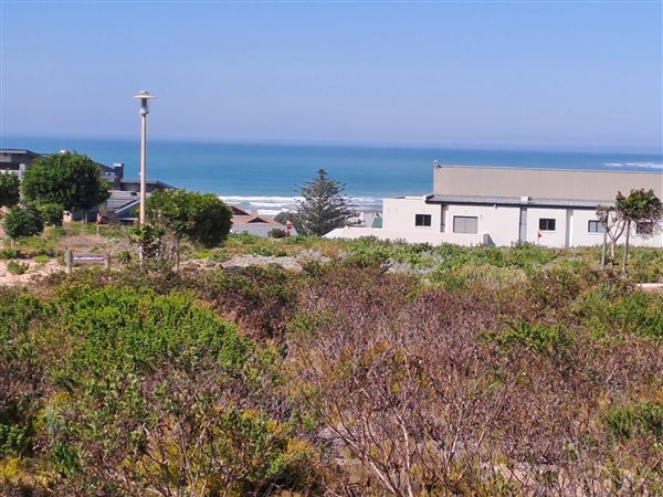 502 m² Land available in Stilbaai