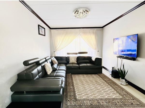 2 Bed Apartment