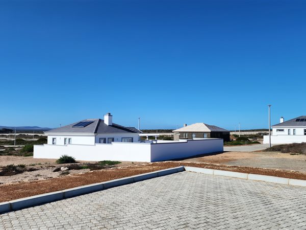 480 m² Land