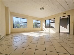 Apartment in Lakefield
