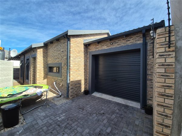 3 Bedroom House 3 Bedroom House