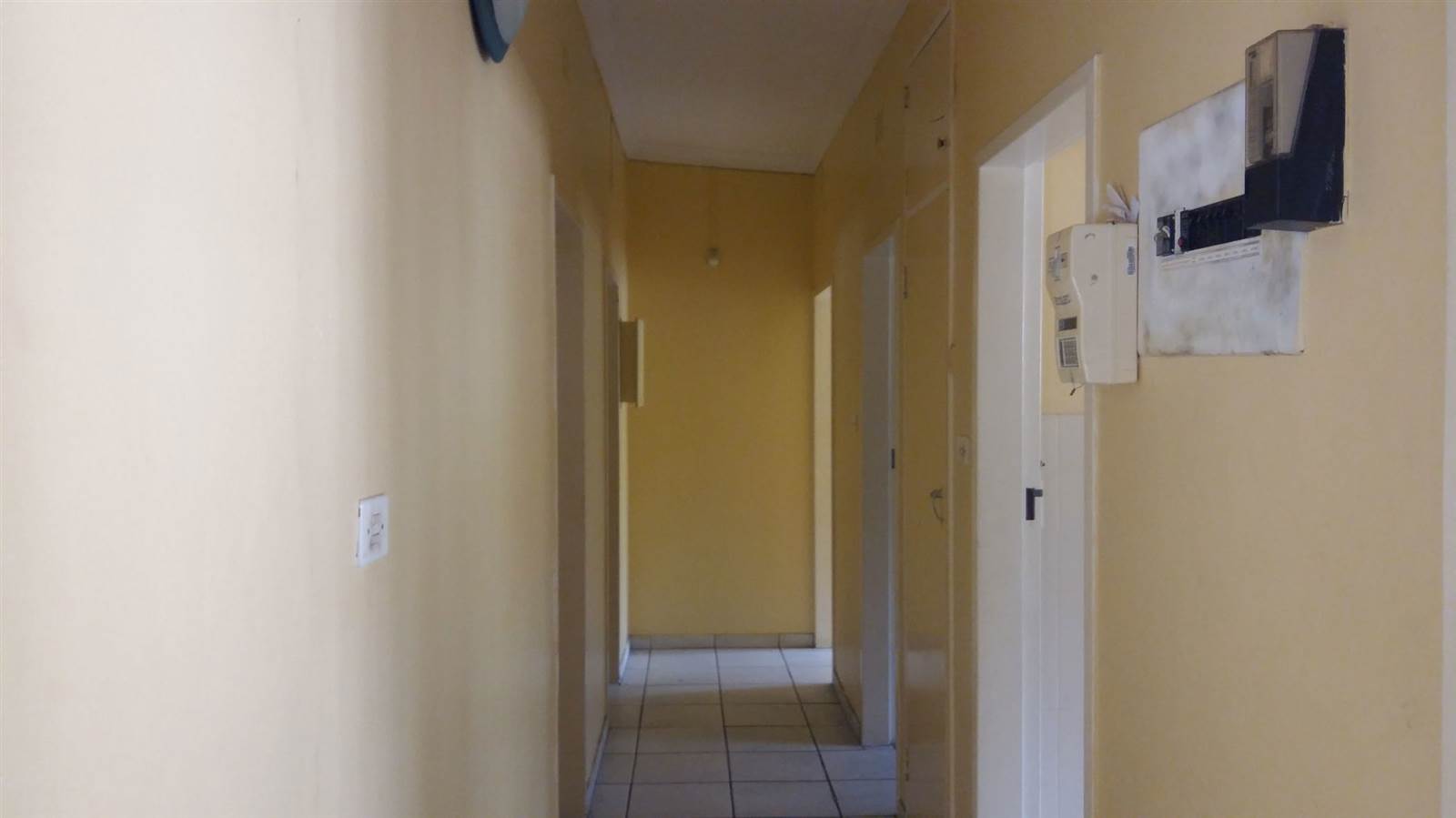 3 Bed Townhouse in Phalaborwa photo number 6