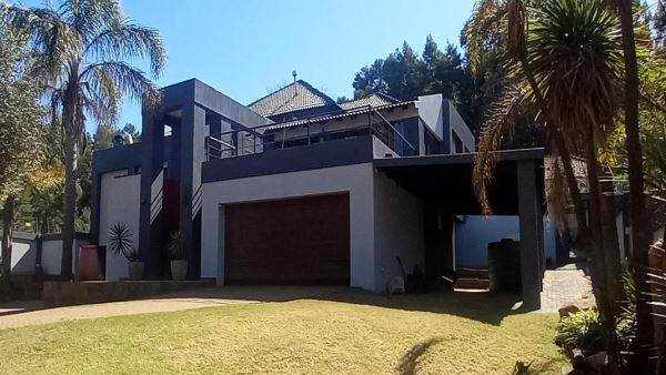 4 Bed House in Bronkhorstbaai photo number 1