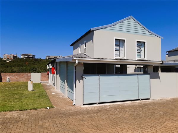 4 Bedroom Townhouse 4 Bedroom Townhouse