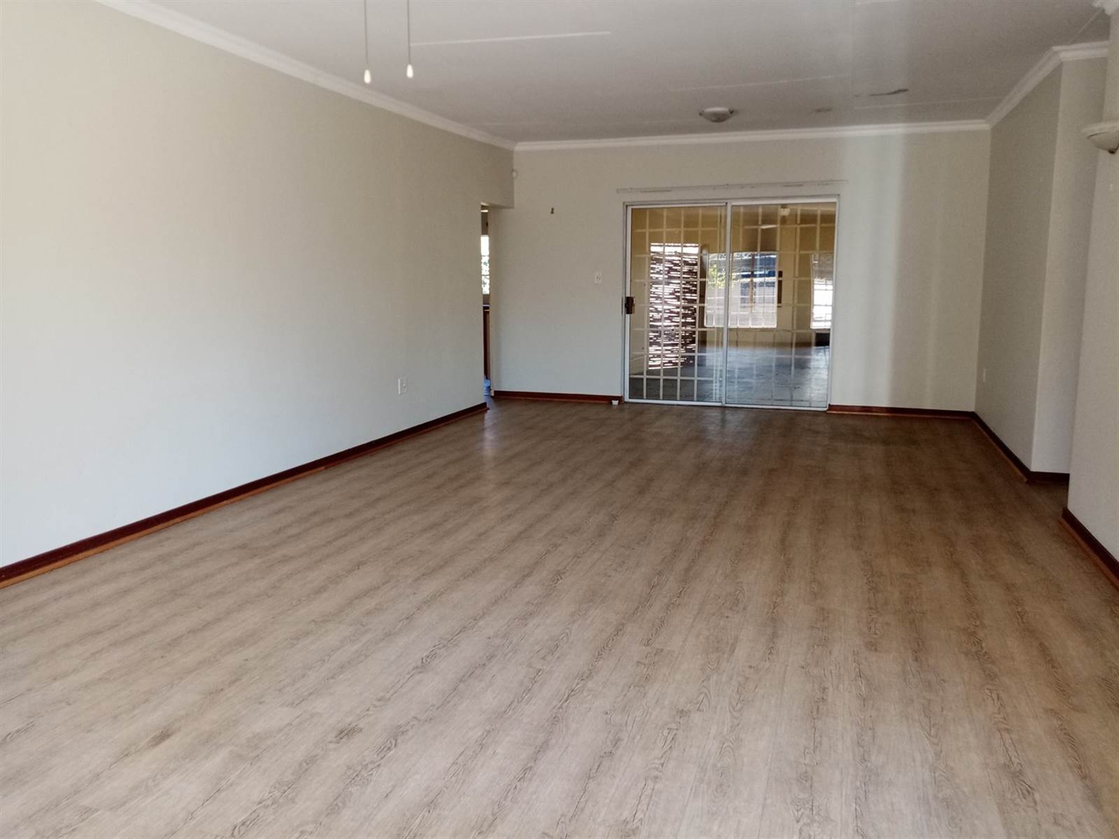 3 Bed Townhouse in Parys photo number 3