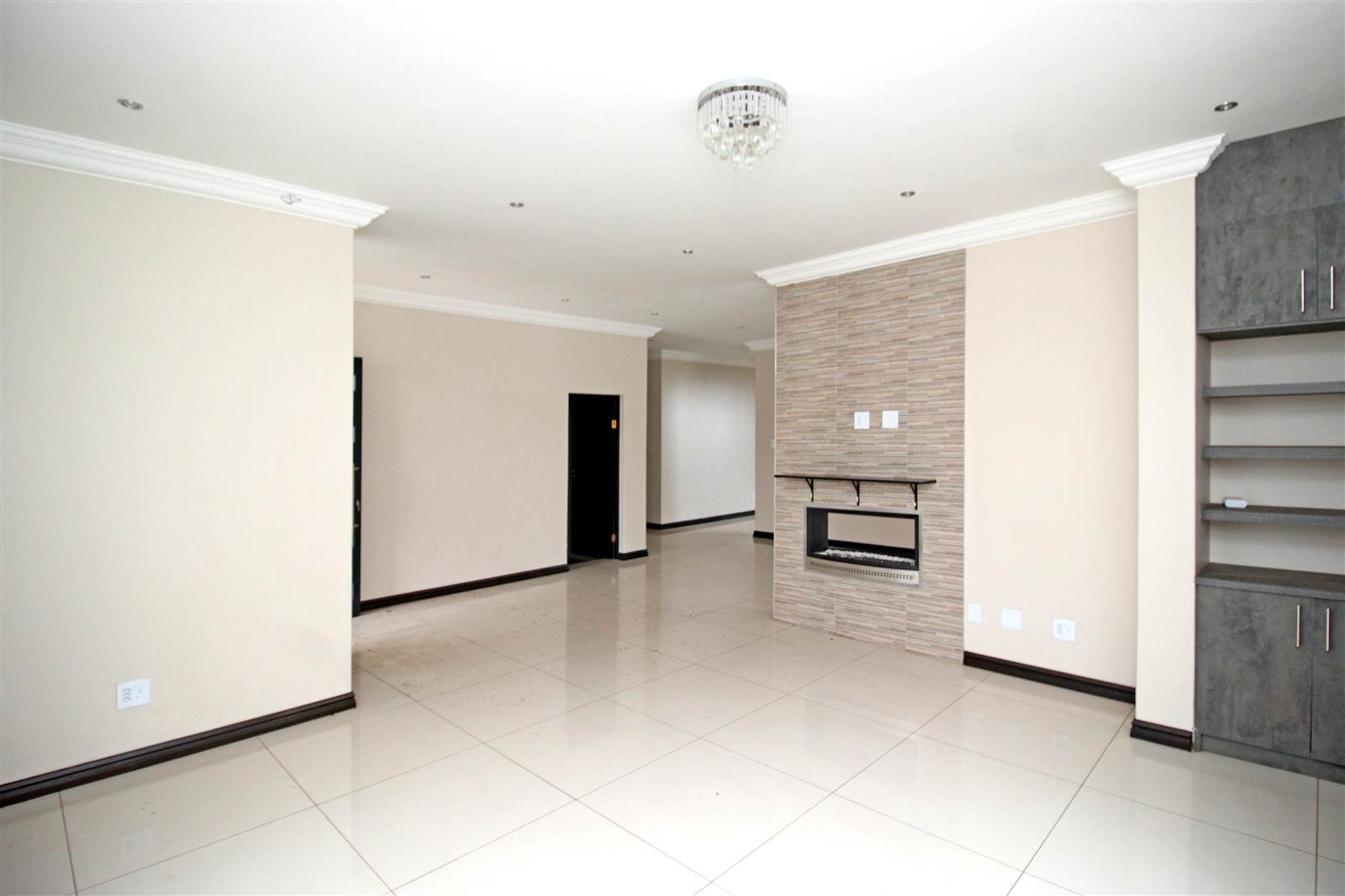 5 Bed House in Raslouw photo number 11