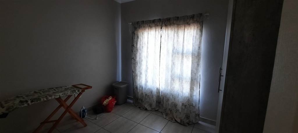 3 Bed Townhouse in Wolmer photo number 5