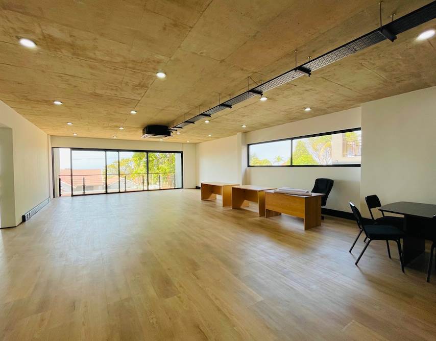 113  m² Commercial space in Durban North photo number 4