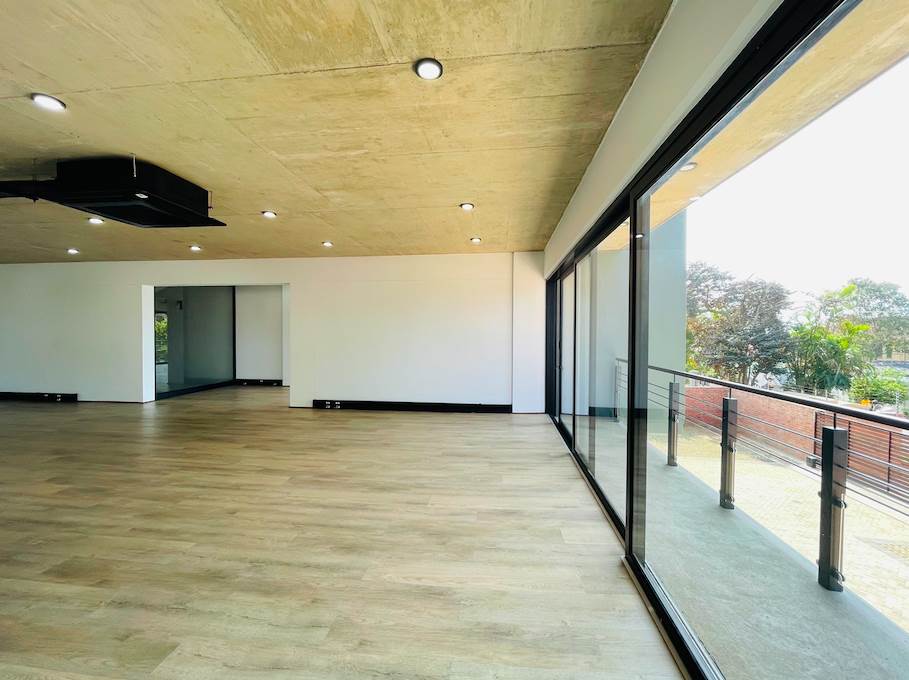 113  m² Commercial space in Durban North photo number 5
