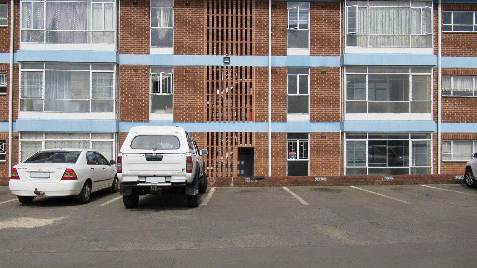 1 Bed Townhouse in Kempton Park Central photo number 1
