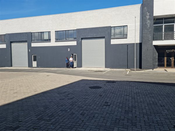 236  m² Industrial space