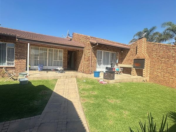 3 Bedroom Townhouse