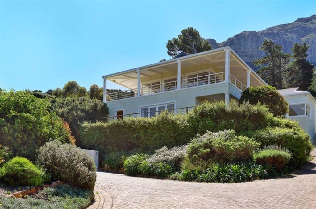 3 Bed House in Hout Bay and surrounds photo number 5