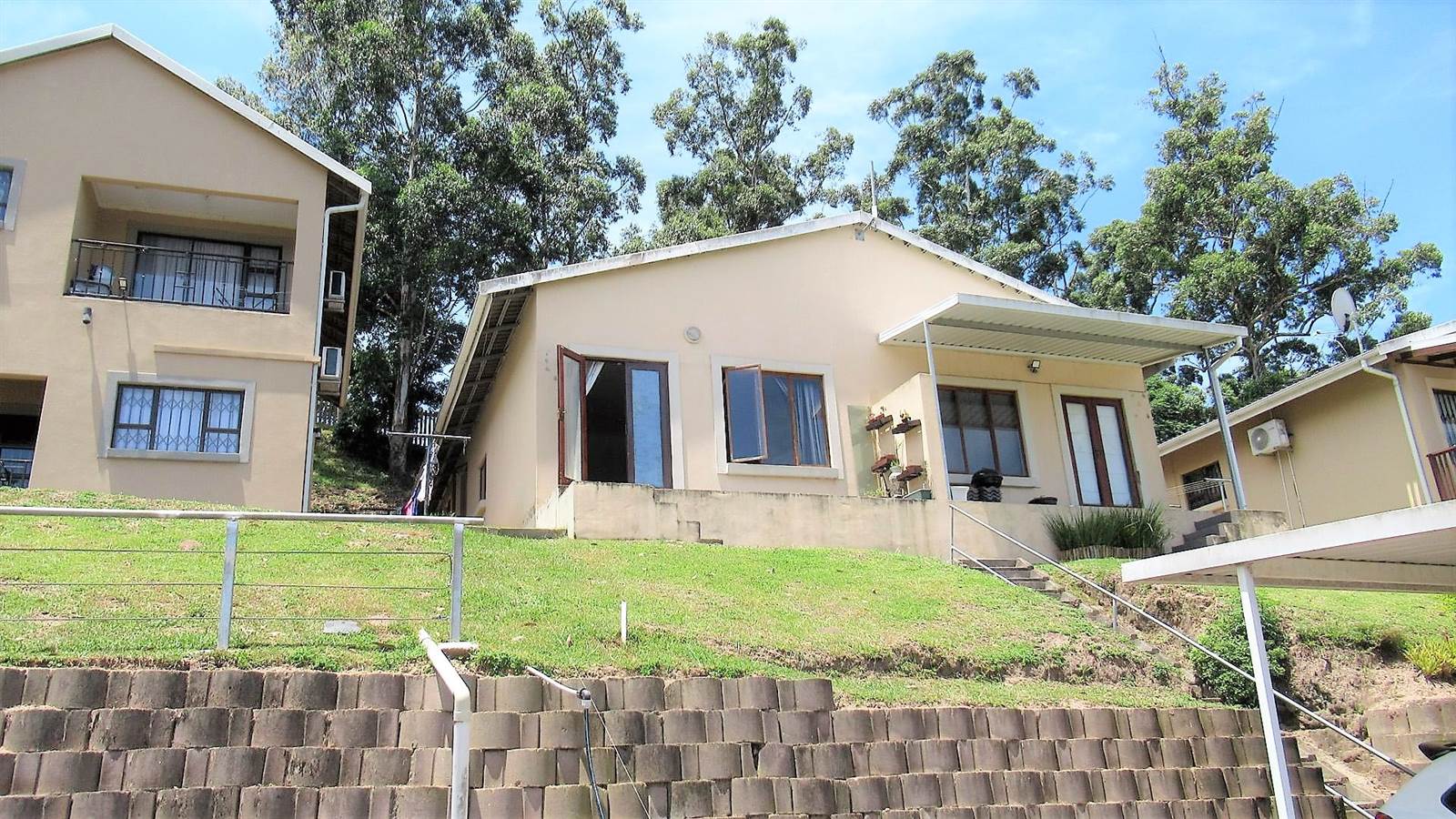 2 Bed House in Pinetown Central photo number 3