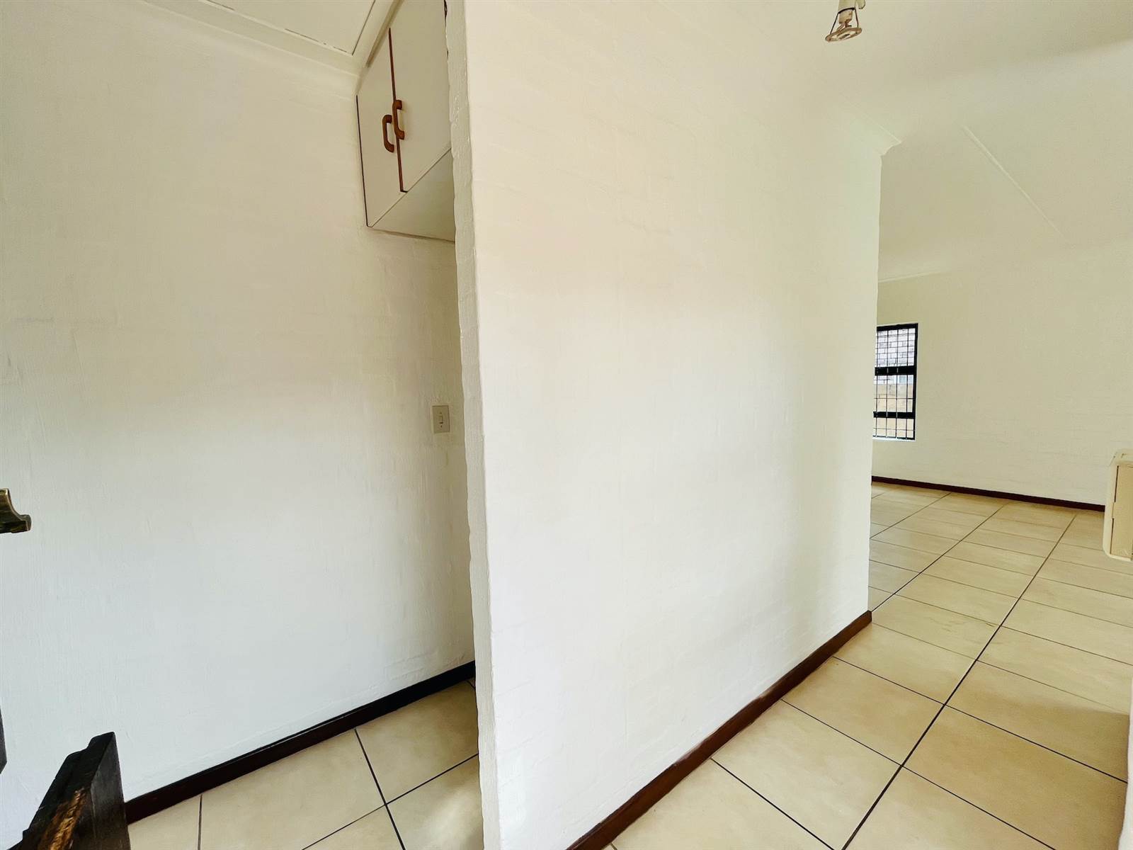 3 Bed House in Myburgh Park photo number 7