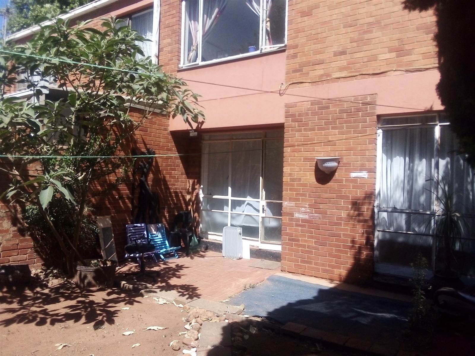 3 Bed Duplex in Jeppestown photo number 1