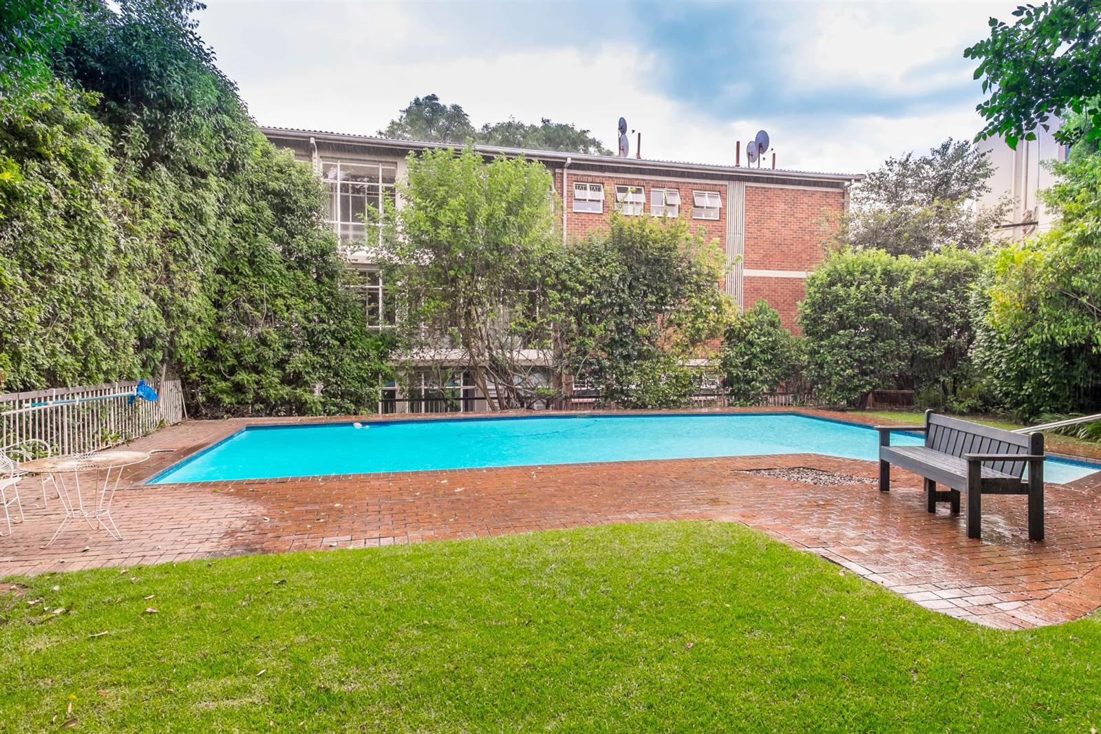 3 Bed Apartment in Craighall photo number 27