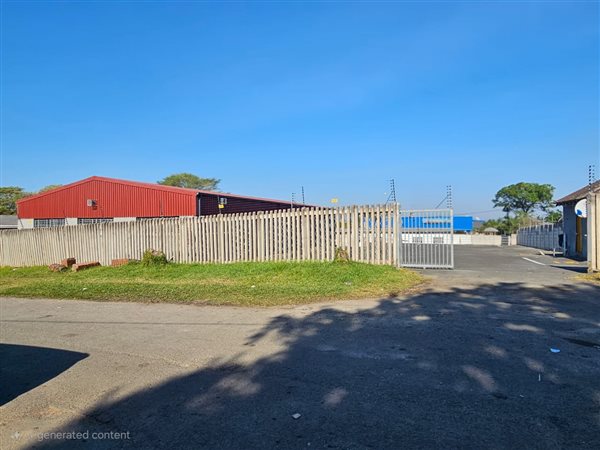 600 m² Industrial space 600 m² Industrial space