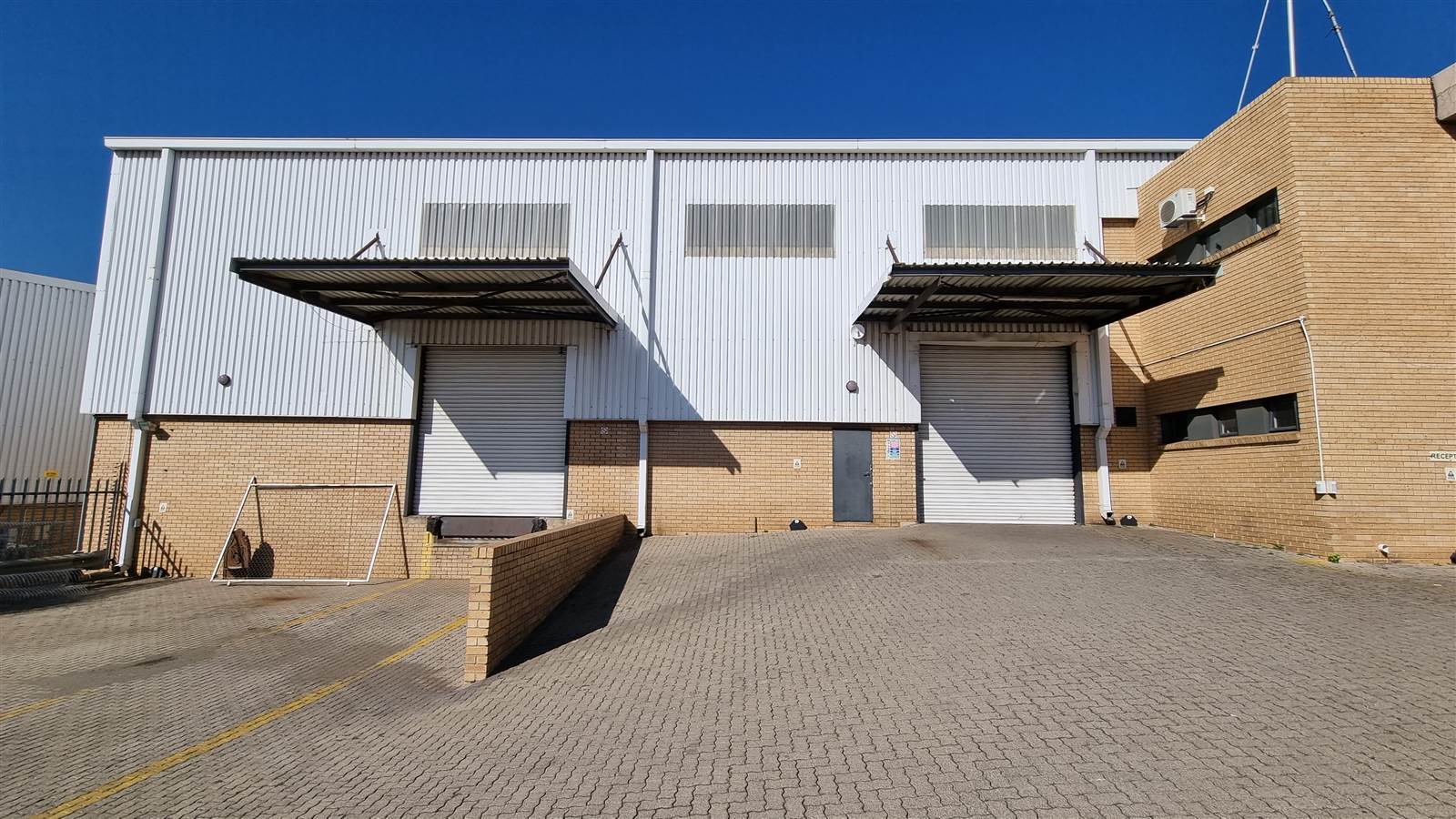 1612  m² Industrial space in Jet Park photo number 4