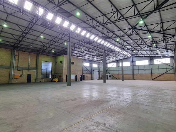 1612  m² Industrial space in Jet Park