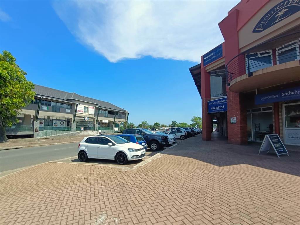 111  m² Commercial space in Richards Bay Central photo number 9