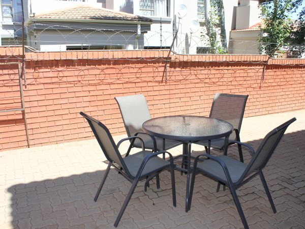 2 Bedroom Townhouse 2 Bedroom Townhouse